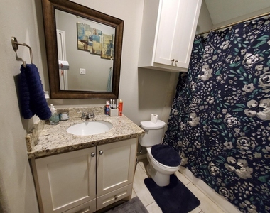 2514 Lee Street - Photo Thumbnail 22