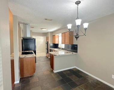 21314 Highland Knolls Drive - Photo Thumbnail 12