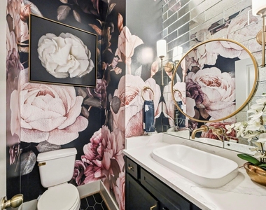 523 W 25th Street - Photo Thumbnail 8