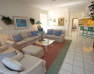 8437 Abbington Circle - Photo Thumbnail 2