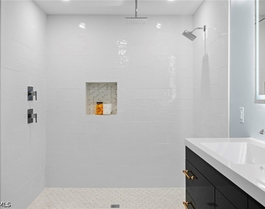 765 High Pines Drive - Photo Thumbnail 21