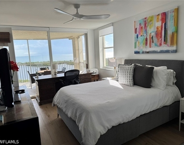 5550 Heron Point Drive - Photo Thumbnail 4