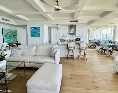 5550 Heron Point Drive - Photo Thumbnail 9