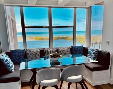 5550 Heron Point Drive - Photo Thumbnail 3