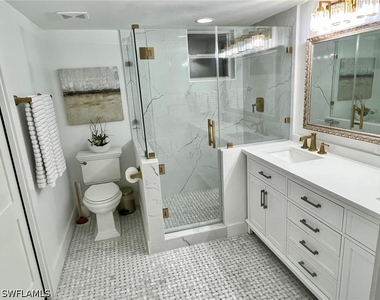 5550 Heron Point Drive - Photo Thumbnail 5