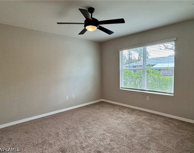 18661 Miami Boulevard - Photo Thumbnail 15