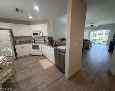 3009 Driftwood Way - Photo Thumbnail 3