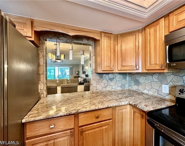 5467 Rattlesnake Hammock Road - Photo Thumbnail 6