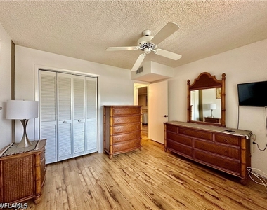 5467 Rattlesnake Hammock Road - Photo Thumbnail 13