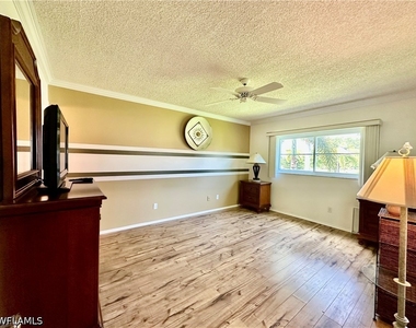 5467 Rattlesnake Hammock Road - Photo Thumbnail 8