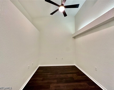 25735 Lake Amelia Way - Photo Thumbnail 15