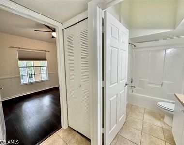 25735 Lake Amelia Way - Photo Thumbnail 17