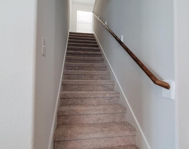 4325 Mcgregor Bluff Lane - Photo Thumbnail 13