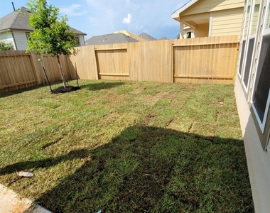 4325 Mcgregor Bluff Lane - Photo Thumbnail 25