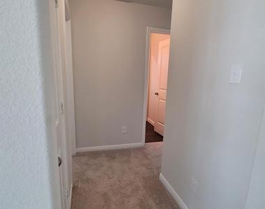 4325 Mcgregor Bluff Lane - Photo Thumbnail 16