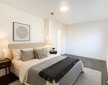 298 Farrant - Photo Thumbnail 3