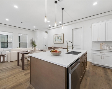 5811 Outer Banks Street - Photo Thumbnail 8