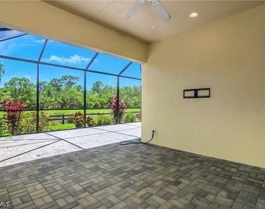 7162 Dominica Drive - Photo Thumbnail 26