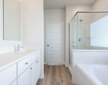 13536 Sauger Court - Photo Thumbnail 14