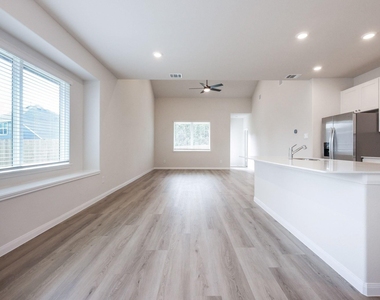 13536 Sauger Court - Photo Thumbnail 5