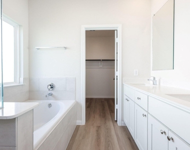 13536 Sauger Court - Photo Thumbnail 13