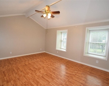 9323 Westwood Village Drive - Photo Thumbnail 9