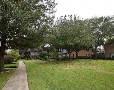 9323 Westwood Village Drive - Photo Thumbnail 16