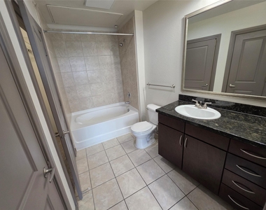 3616 Richmond - Photo Thumbnail 9