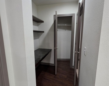 3616 Richmond - Photo Thumbnail 2