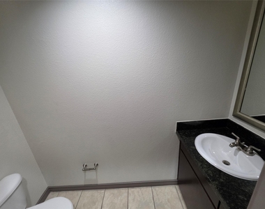 3616 Richmond - Photo Thumbnail 10