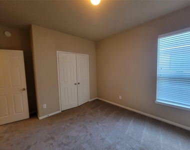 4238 Barossa Valley Lane - Photo Thumbnail 29