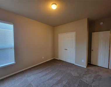 4238 Barossa Valley Lane - Photo Thumbnail 24