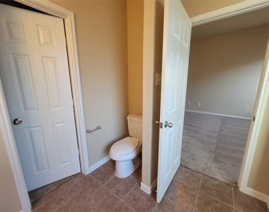4238 Barossa Valley Lane - Photo Thumbnail 19