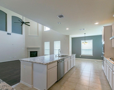 2919 Iris Gable Court - Photo Thumbnail 15