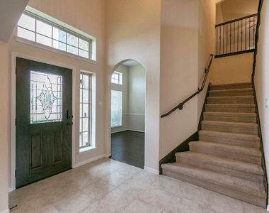 2919 Iris Gable Court - Photo Thumbnail 9
