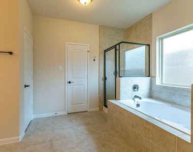 2919 Iris Gable Court - Photo Thumbnail 22