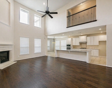 2919 Iris Gable Court - Photo Thumbnail 1