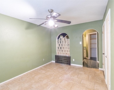 22902 Cabanna Road - Photo Thumbnail 10