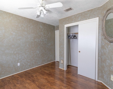 22902 Cabanna Road - Photo Thumbnail 15