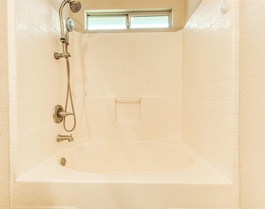 142 Anvil Rock Lane - Photo Thumbnail 24