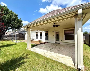 7018 Paradise Park Bend - Photo Thumbnail 26