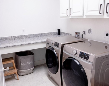 4714 Cold Stream Court - Photo Thumbnail 11