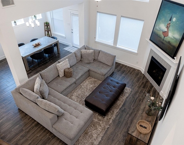 4714 Cold Stream Court - Photo Thumbnail 5