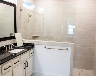 4714 Cold Stream Court - Photo Thumbnail 10