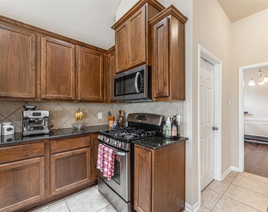 119 Emerald Loch Lane - Photo Thumbnail 15