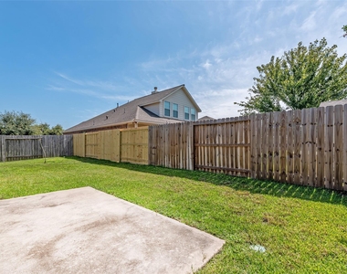 119 Emerald Loch Lane - Photo Thumbnail 36