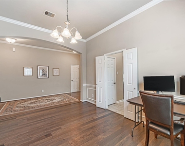 119 Emerald Loch Lane - Photo Thumbnail 7