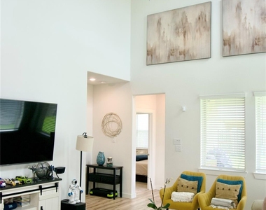 31106 Aumbrey Ivy Court - Photo Thumbnail 5