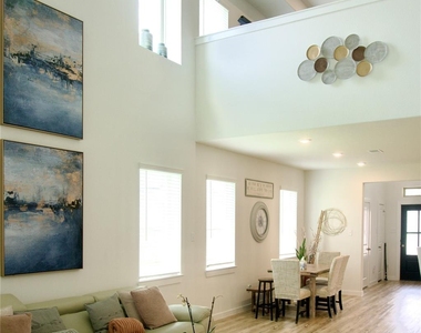 31106 Aumbrey Ivy Court - Photo Thumbnail 8
