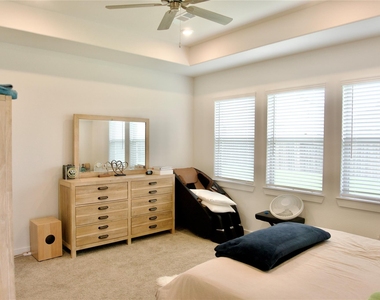 31106 Aumbrey Ivy Court - Photo Thumbnail 17